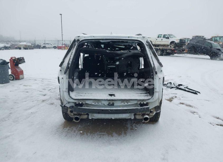 Photo 16 of 2023 Chevrolet Traverse AWD RS (VIN 1GNEVJKW2PJ178826)