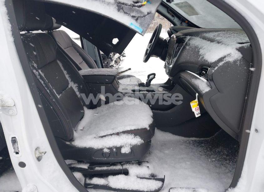 Photo 5 of 2023 Chevrolet Traverse AWD RS (VIN 1GNEVJKW2PJ178826)