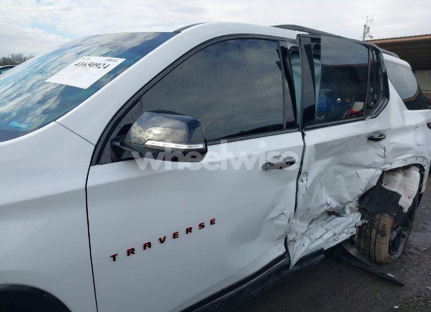 Photo 17 of 2018 Chevrolet Traverse PREMIER (VIN 1GNEVJKW3JJ142005)