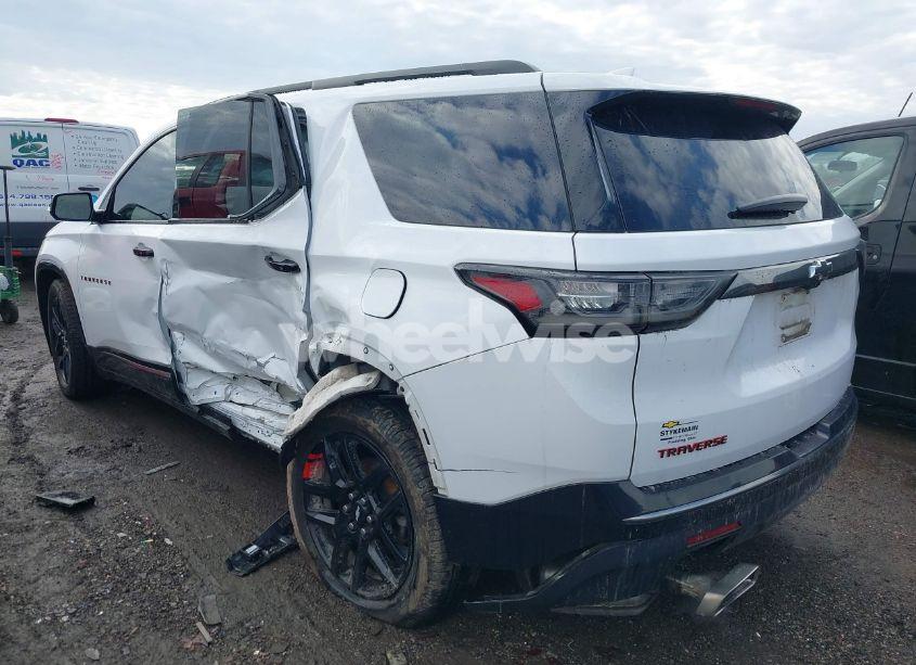 Photo 3 of 2018 Chevrolet Traverse PREMIER (VIN 1GNEVJKW3JJ142005)