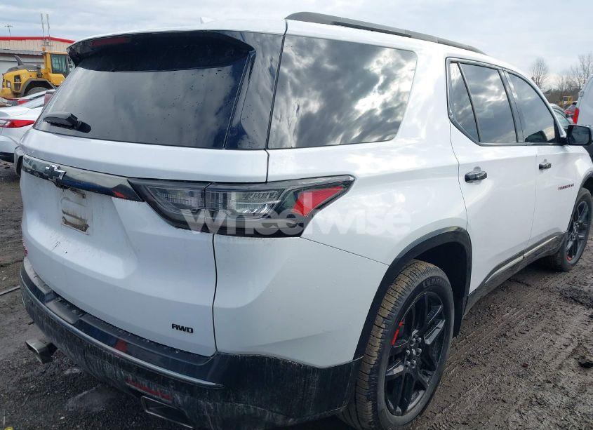 Photo 4 of 2018 Chevrolet Traverse PREMIER (VIN 1GNEVJKW3JJ142005)