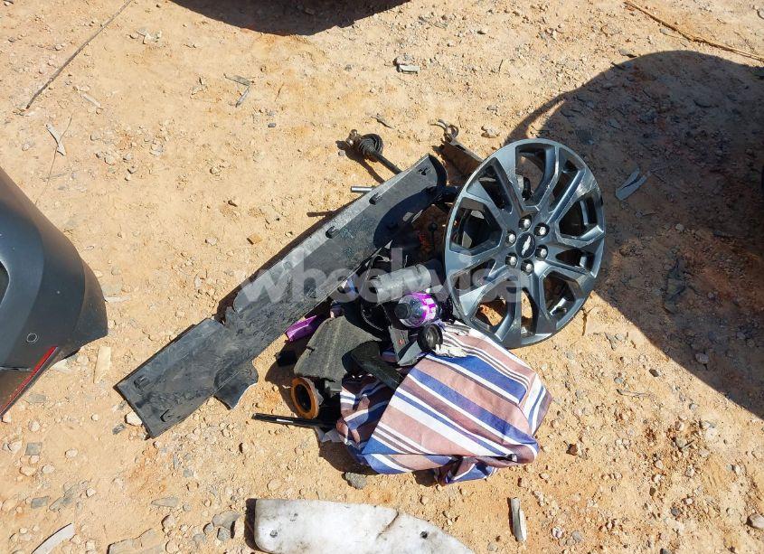 Photo 12 of 2019 Chevrolet Traverse RS (VIN 1GNEVJKW3KJ272772)