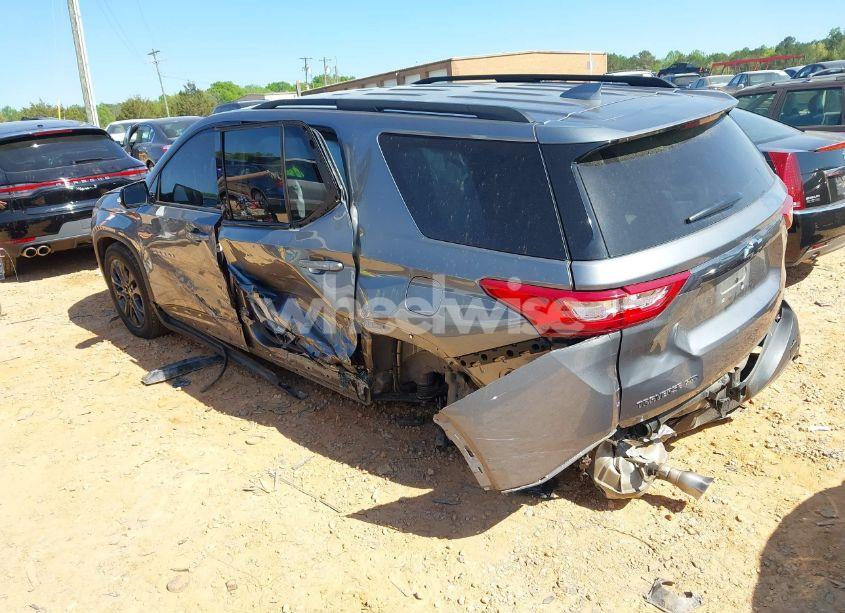 Photo 3 of 2019 Chevrolet Traverse RS (VIN 1GNEVJKW3KJ272772)