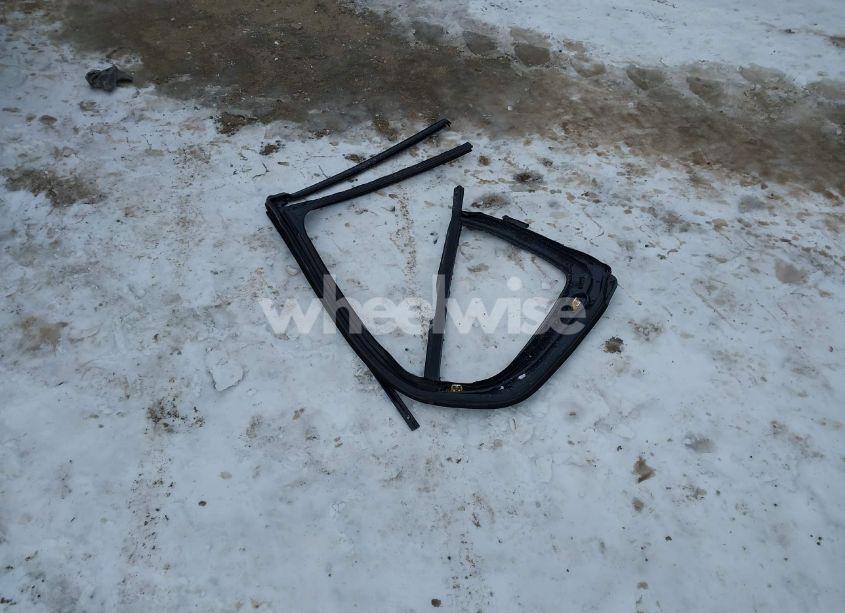 Photo 12 of 2021 Chevrolet Traverse AWD RS (VIN 1GNEVJKW3MJ194478)