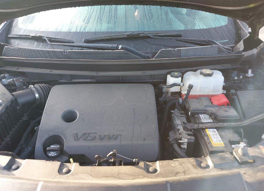 Photo 10 of 2023 Chevrolet Traverse AWD RS (VIN 1GNEVJKW3PJ273542)