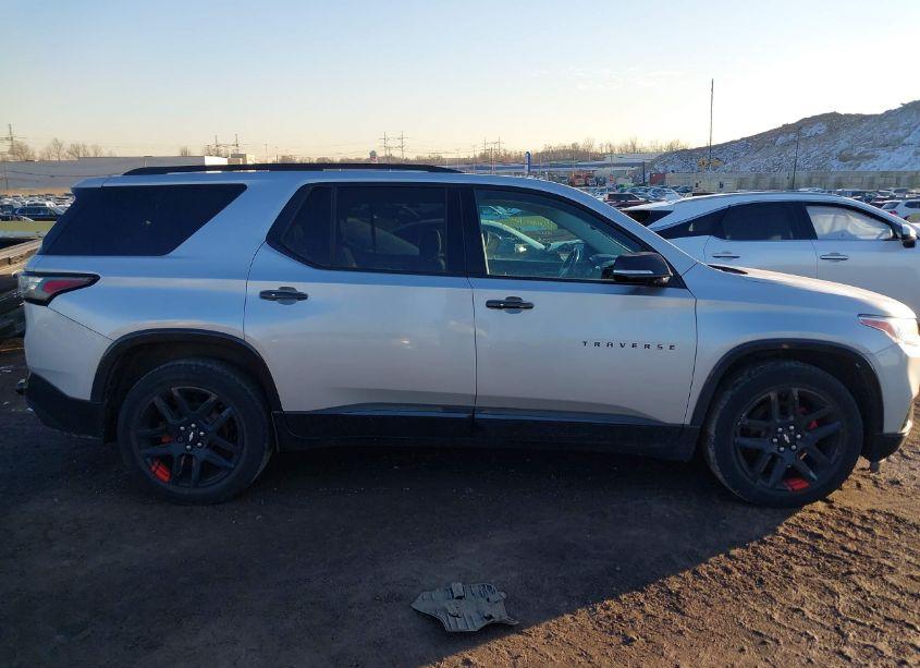 Photo 13 of 2018 Chevrolet Traverse PREMIER (VIN 1GNEVJKW4JJ141347)