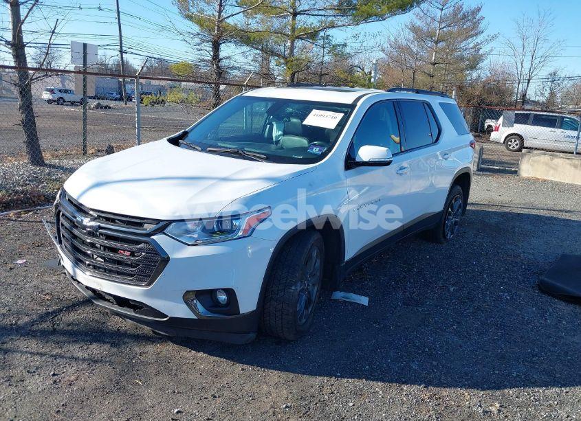 Photo 2 of 2019 Chevrolet Traverse RS (VIN 1GNEVJKW4KJ270075)