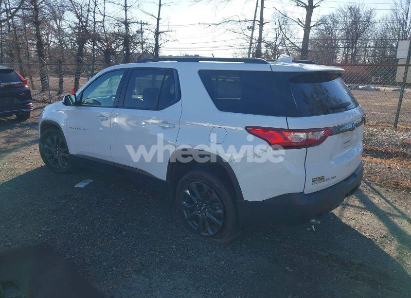 Photo 3 of 2019 Chevrolet Traverse RS (VIN 1GNEVJKW4KJ270075)