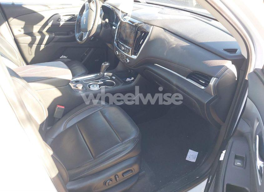 Photo 5 of 2019 Chevrolet Traverse RS (VIN 1GNEVJKW4KJ270075)