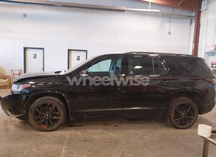 Photo 14 of 2018 Chevrolet Traverse PREMIER (VIN 1GNEVJKW5JJ109152)