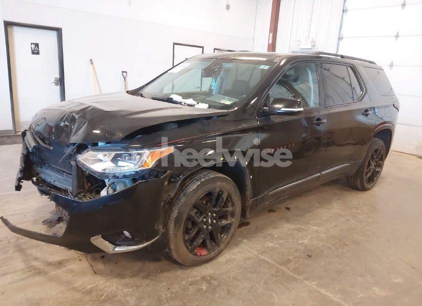 Photo 2 of 2018 Chevrolet Traverse PREMIER (VIN 1GNEVJKW5JJ109152)