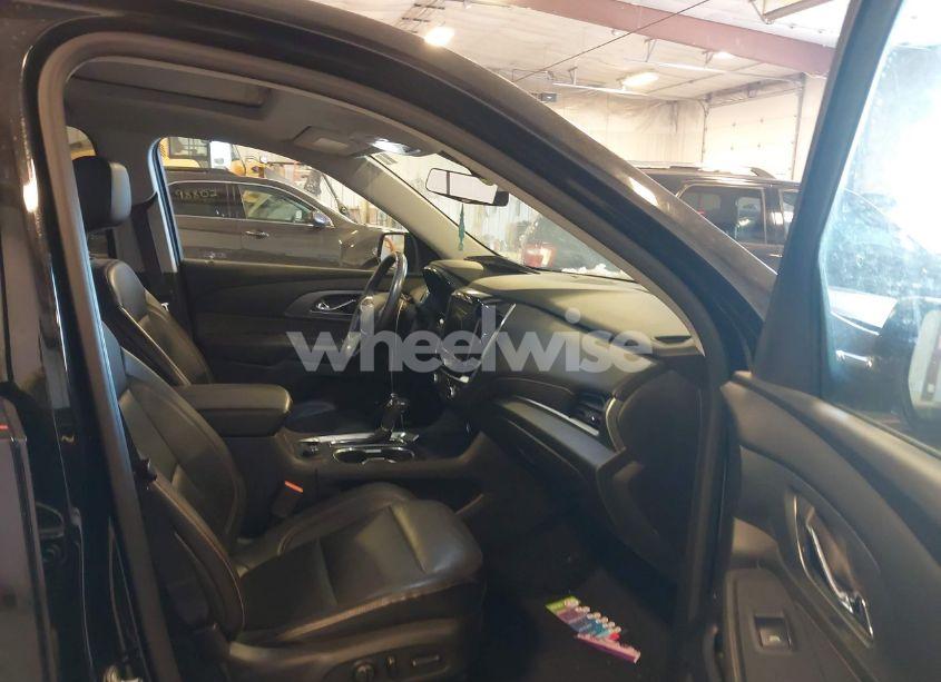 Photo 5 of 2018 Chevrolet Traverse PREMIER (VIN 1GNEVJKW5JJ109152)