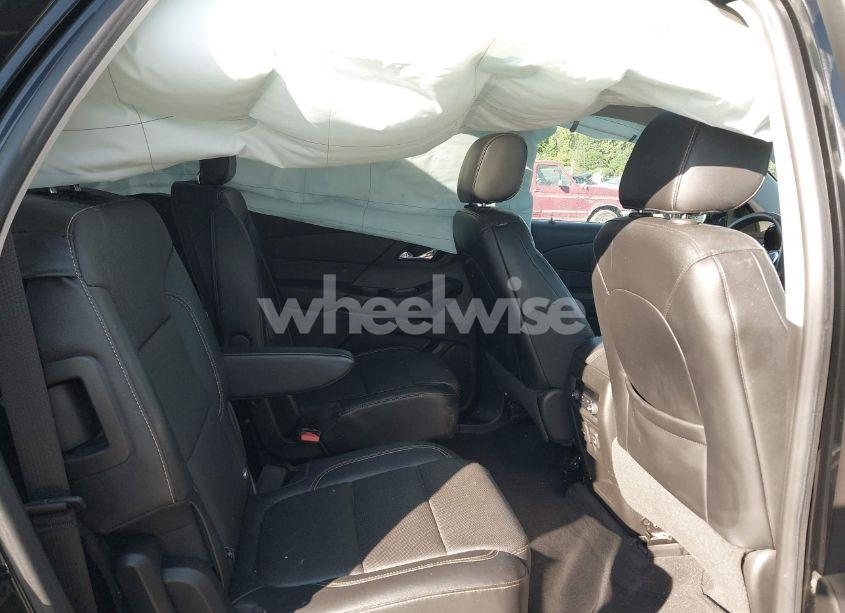 Photo 8 of 2018 Chevrolet Traverse PREMIER (VIN 1GNEVJKW5JJ242526)