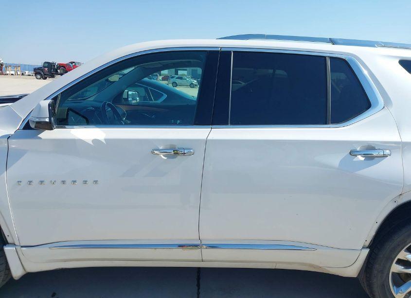 Photo 15 of 2019 Chevrolet Traverse HIGH COUNTRY/RS (VIN 1GNEVJKW5KJ144212)