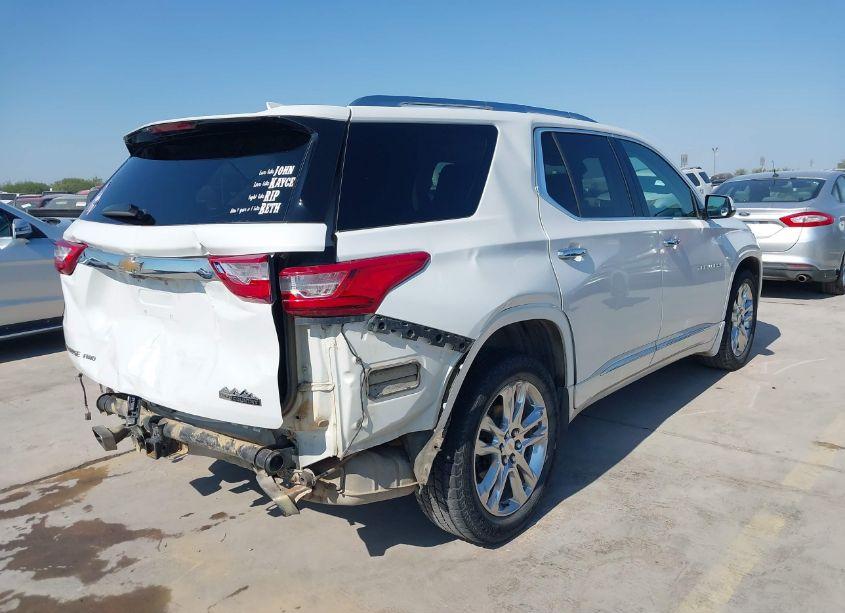 Photo 4 of 2019 Chevrolet Traverse HIGH COUNTRY/RS (VIN 1GNEVJKW5KJ144212)