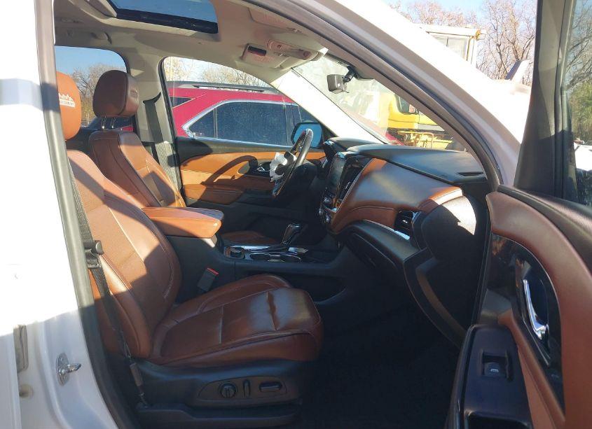Photo 5 of 2019 Chevrolet Traverse HIGH COUNTRY (VIN 1GNEVJKW5KJ185097)