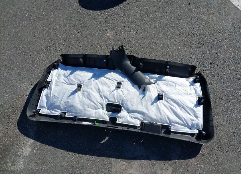 Photo 12 of 2018 Chevrolet Traverse PREMIER (VIN 1GNEVJKW6JJ103294)