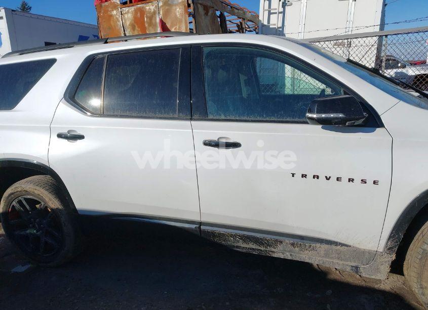Photo 13 of 2018 Chevrolet Traverse PREMIER (VIN 1GNEVJKW6JJ168310)