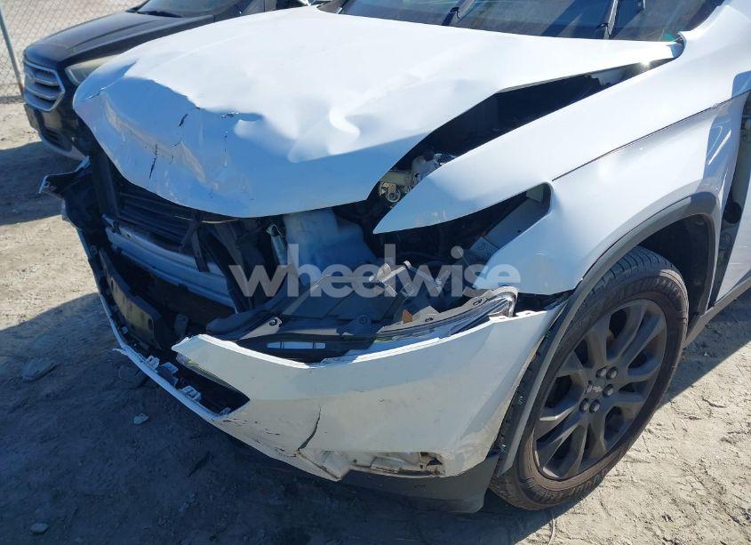 Photo 6 of 2019 Chevrolet Traverse RS (VIN 1GNEVJKW6KJ290778)