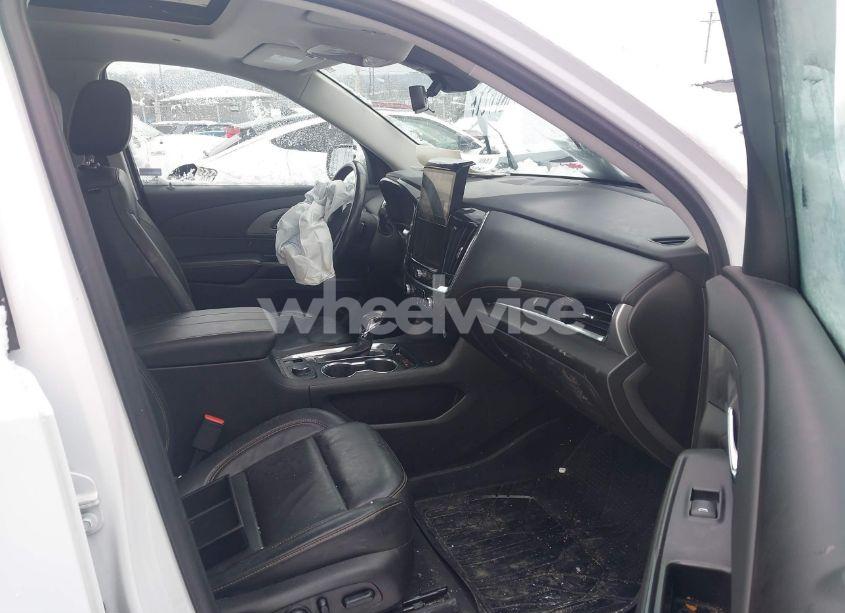 Photo 5 of 2021 Chevrolet Traverse AWD RS (VIN 1GNEVJKW6MJ206798)