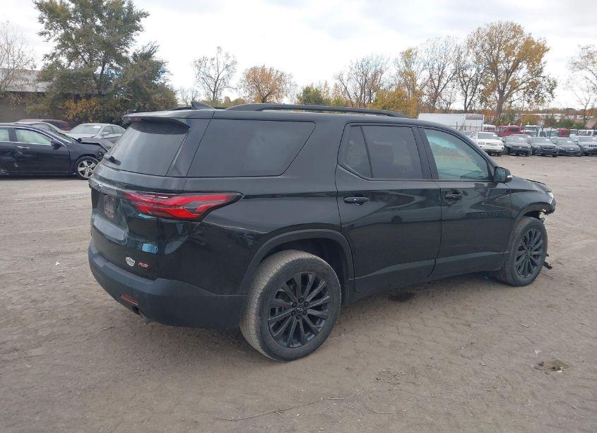 Photo 4 of 2022 Chevrolet Traverse AWD RS (VIN 1GNEVJKW6NJ180723)