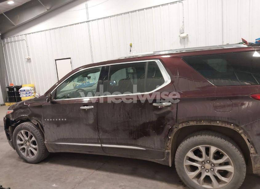 Photo 14 of 2018 Chevrolet Traverse PREMIER (VIN 1GNEVJKW7JJ176691)