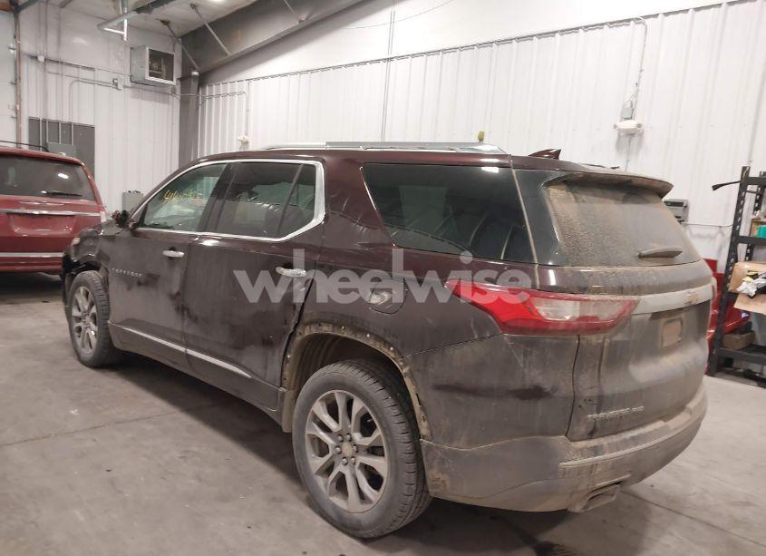 Photo 3 of 2018 Chevrolet Traverse PREMIER (VIN 1GNEVJKW7JJ176691)