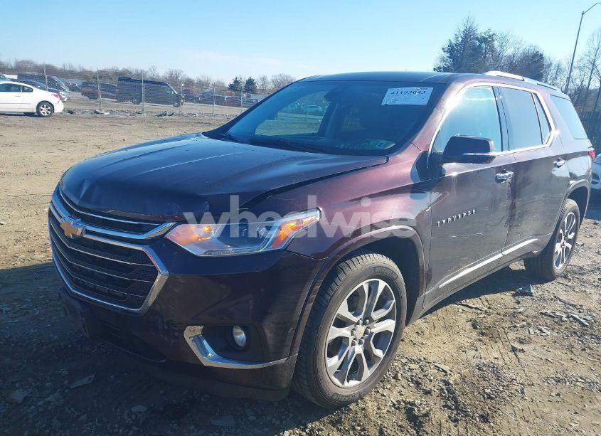 Photo 2 of 2018 Chevrolet Traverse PREMIER (VIN 1GNEVJKW7JJ234931)