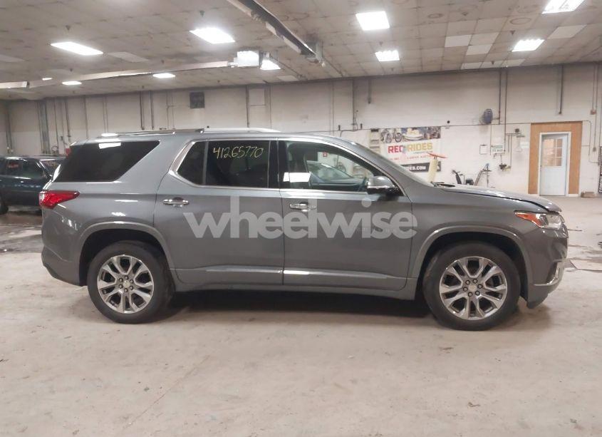 Photo 13 of 2018 Chevrolet Traverse PREMIER (VIN 1GNEVJKW7JJ243726)