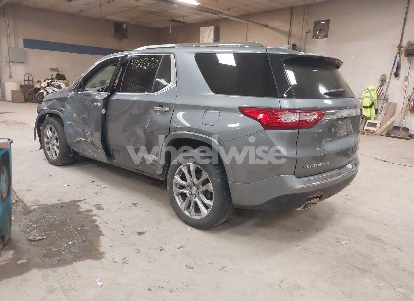 Photo 3 of 2018 Chevrolet Traverse PREMIER (VIN 1GNEVJKW7JJ243726)