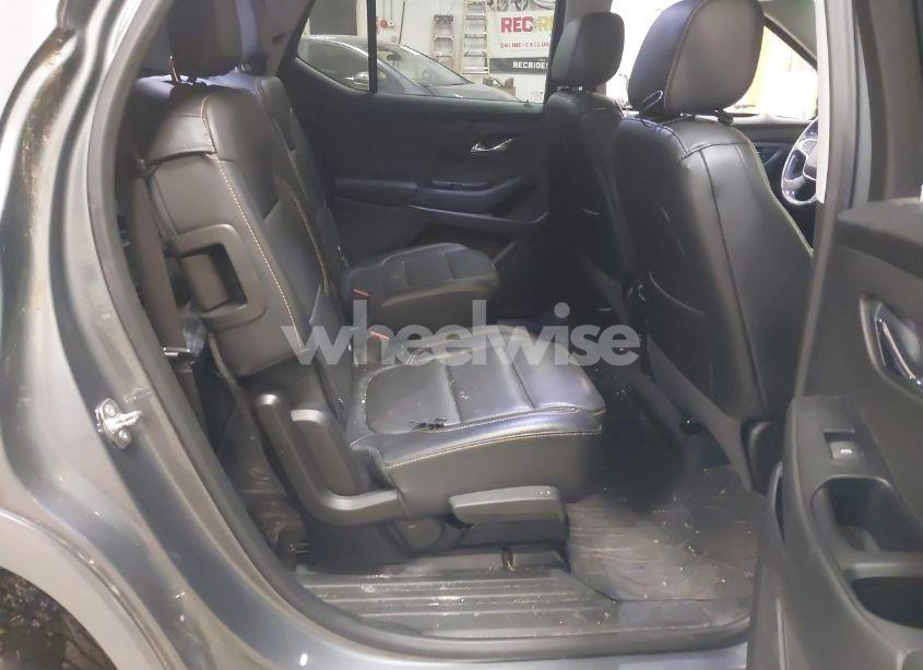 Photo 8 of 2018 Chevrolet Traverse PREMIER (VIN 1GNEVJKW7JJ243726)