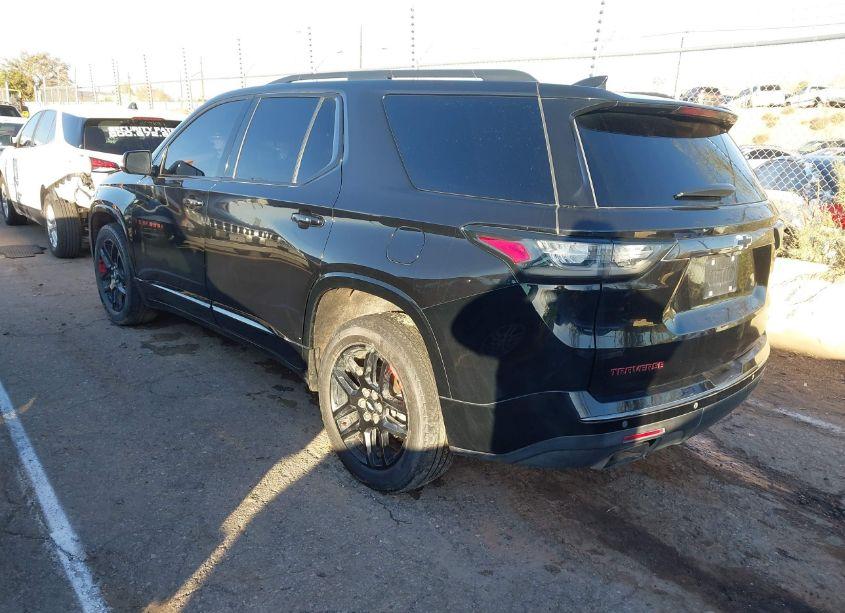 Photo 3 of 2018 Chevrolet Traverse PREMIER (VIN 1GNEVJKW8JJ199445)