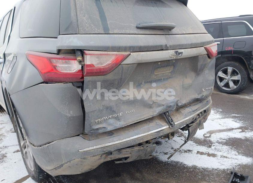 Photo 6 of 2018 Chevrolet Traverse PREMIER (VIN 1GNEVJKW8JJ263371)