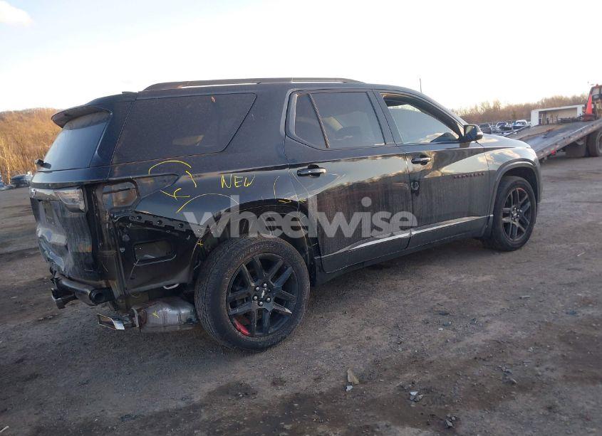 Photo 4 of 2018 Chevrolet Traverse PREMIER (VIN 1GNEVJKW9JJ249186)