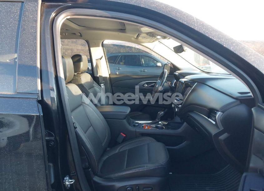 Photo 5 of 2018 Chevrolet Traverse PREMIER (VIN 1GNEVJKW9JJ249186)