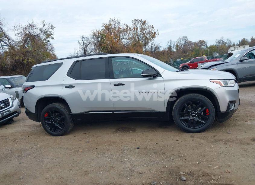 Photo 13 of 2018 Chevrolet Traverse PREMIER (VIN 1GNEVJKW9JJ249253)