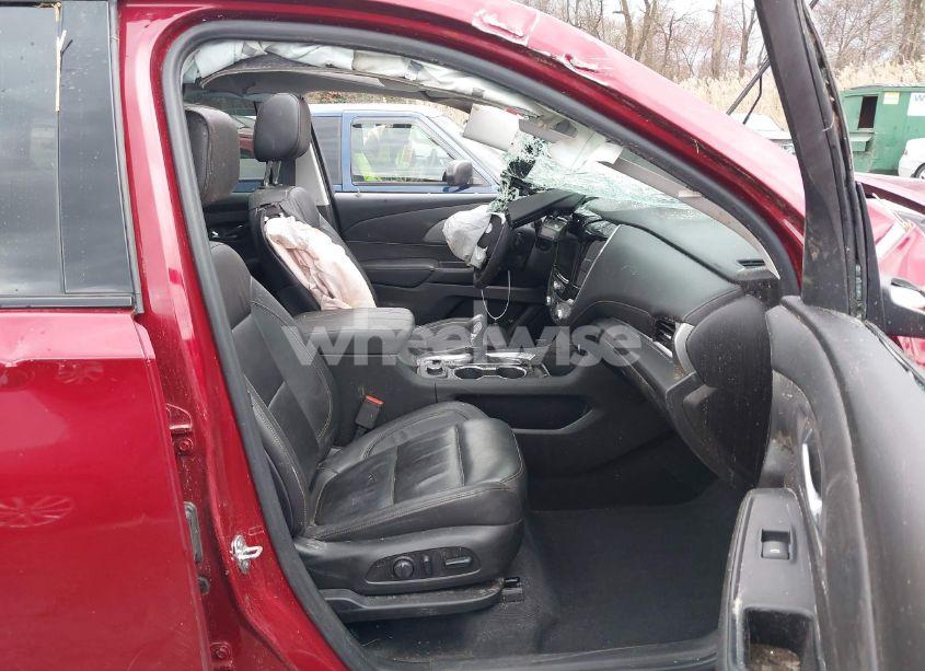 Photo 5 of 2021 Chevrolet Traverse AWD RS (VIN 1GNEVJKW9MJ142403)