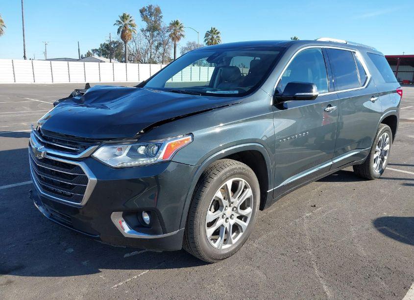 Photo 2 of 2018 Chevrolet Traverse PREMIER (VIN 1GNEVJKWXJJ183439)