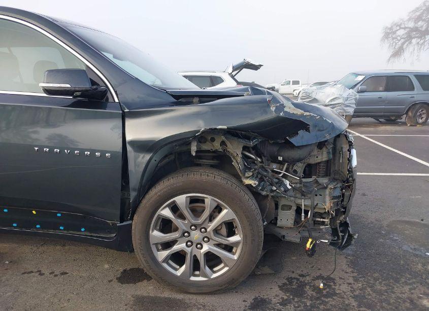 Photo 6 of 2018 Chevrolet Traverse PREMIER (VIN 1GNEVJKWXJJ183439)