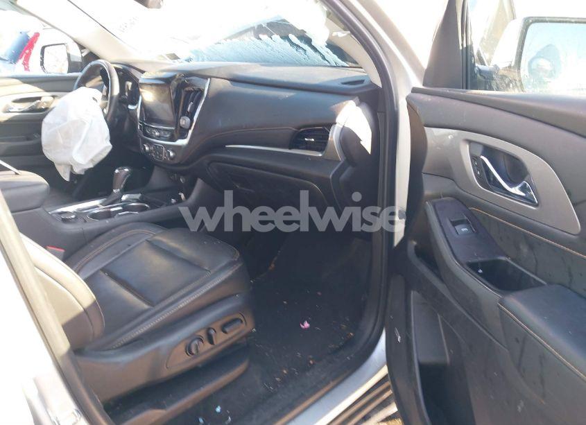 Photo 5 of 2020 Chevrolet Traverse AWD RS (VIN 1GNEVJKWXLJ100918)