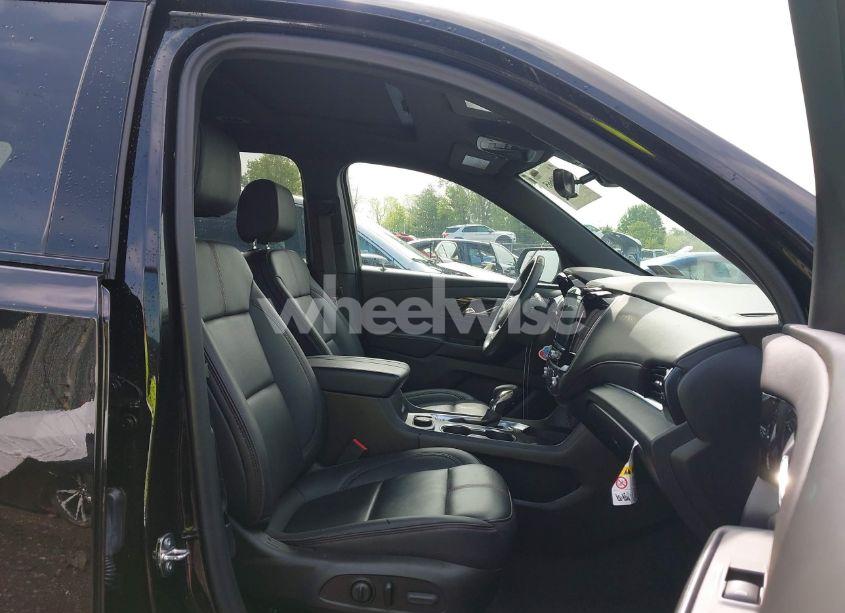 Photo 5 of 2023 Chevrolet Traverse AWD RS (VIN 1GNEVJKWXPJ290497)