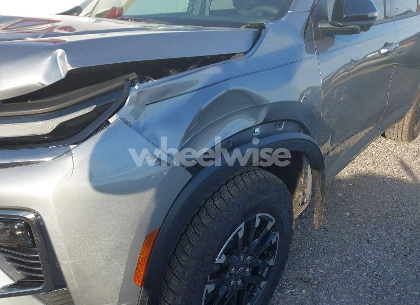 Photo 12 of 2025 Chevrolet Traverse AWD Z71 (VIN 1GNEVJRS2SJ119268)