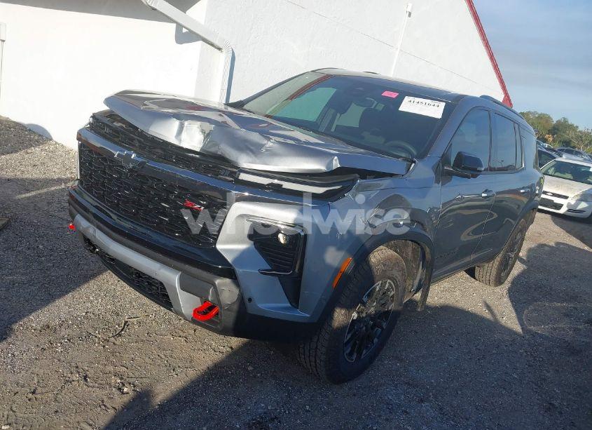 Photo 2 of 2025 Chevrolet Traverse AWD Z71 (VIN 1GNEVJRS2SJ119268)