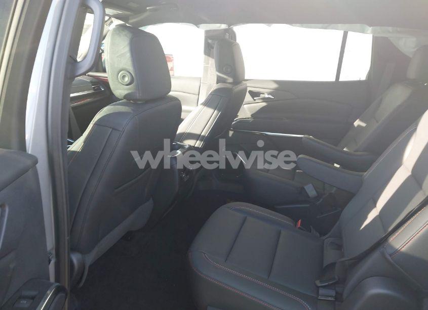 Photo 8 of 2025 Chevrolet Traverse AWD Z71 (VIN 1GNEVJRS2SJ119268)