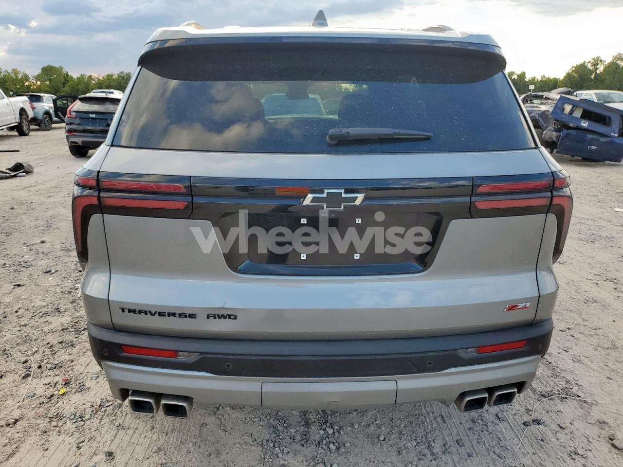 Photo 6 of 2025 CHEVROLET TRAVERSE Z71 (VIN 1GNEVJRS3SJ136869)