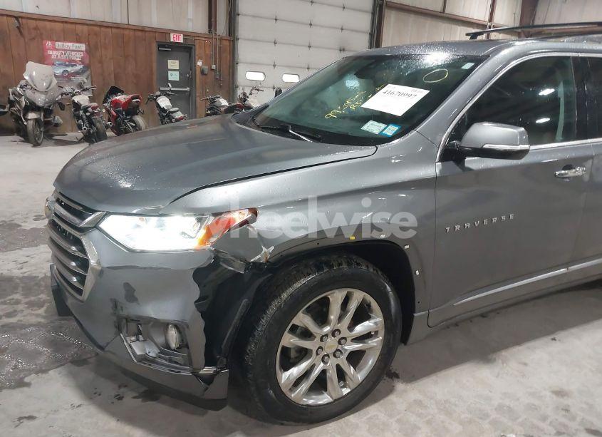 Photo 17 of 2018 Chevrolet Traverse HIGH COUNTRY (VIN 1GNEVKKW1JJ156538)