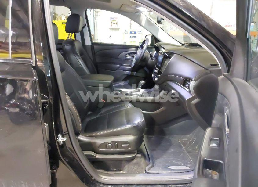 Photo 5 of 2020 Chevrolet Traverse AWD PREMIER (VIN 1GNEVKKW1LJ285107)