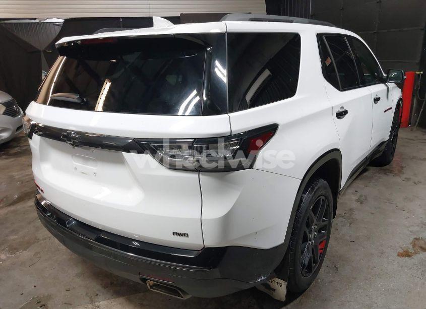 Photo 4 of 2021 Chevrolet Traverse AWD PREMIER (VIN 1GNEVKKW1MJ136097)
