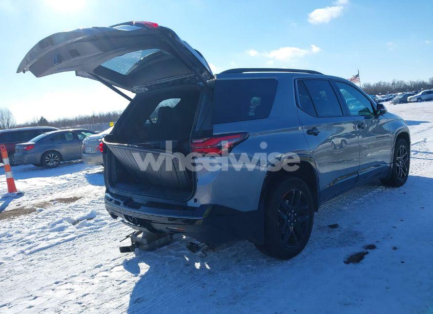 Photo 4 of 2023 Chevrolet Traverse AWD PREMIER (VIN 1GNEVKKW1PJ157794)