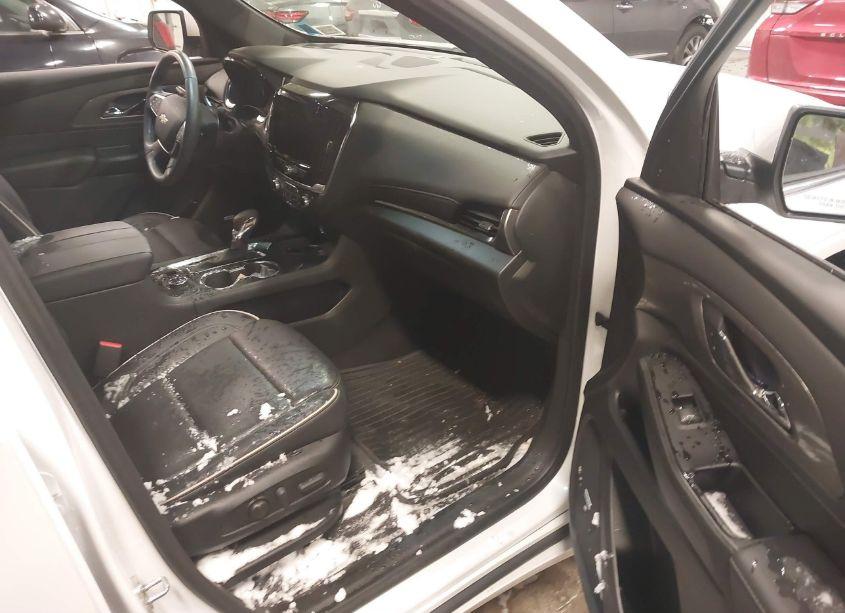 Photo 5 of 2023 Chevrolet Traverse AWD PREMIER (VIN 1GNEVKKW1PJ284030)